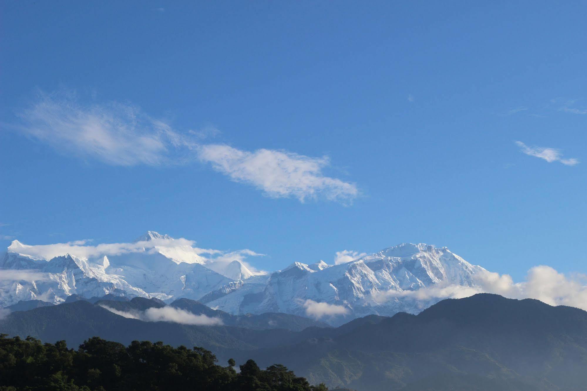 Hotel Buttercup Pokhara Exterior foto